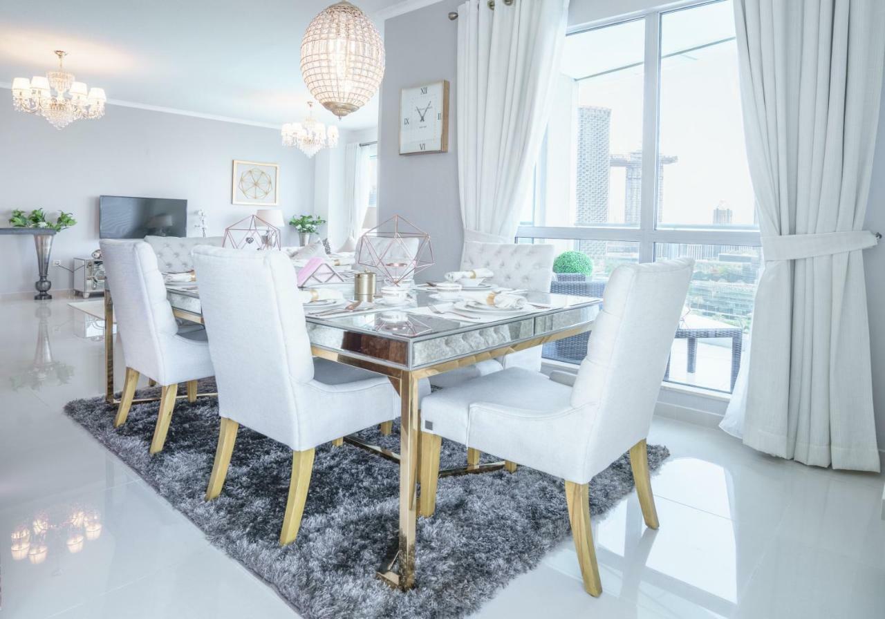 Elite Royal Apartment - Full Burj Khalifa & Fountain View - Premier - 2 Bedrooms & 1 Open Bedroom Without Partition Dubai Esterno foto