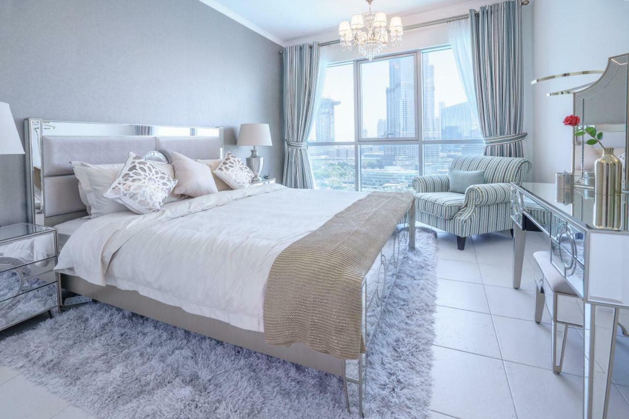 Elite Royal Apartment - Full Burj Khalifa & Fountain View - Premier - 2 Bedrooms & 1 Open Bedroom Without Partition Dubai Esterno foto